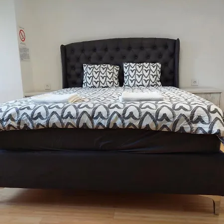 Apartment City Passage Apartments- *